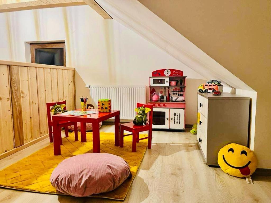 Gorska Cisza - Duzy, Komfortowy, Wyjatkowy Apartament Stronie Śląskie Eksteriør bilde